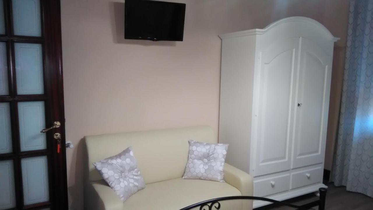 Perla Del Mare Bed & Breakfast บารี ภายนอก รูปภาพ